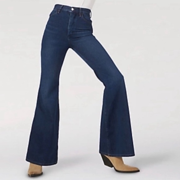 Wrangler Wander Jeans 26 X 32 | Stylish Women's Denim - Picture 2 of 7